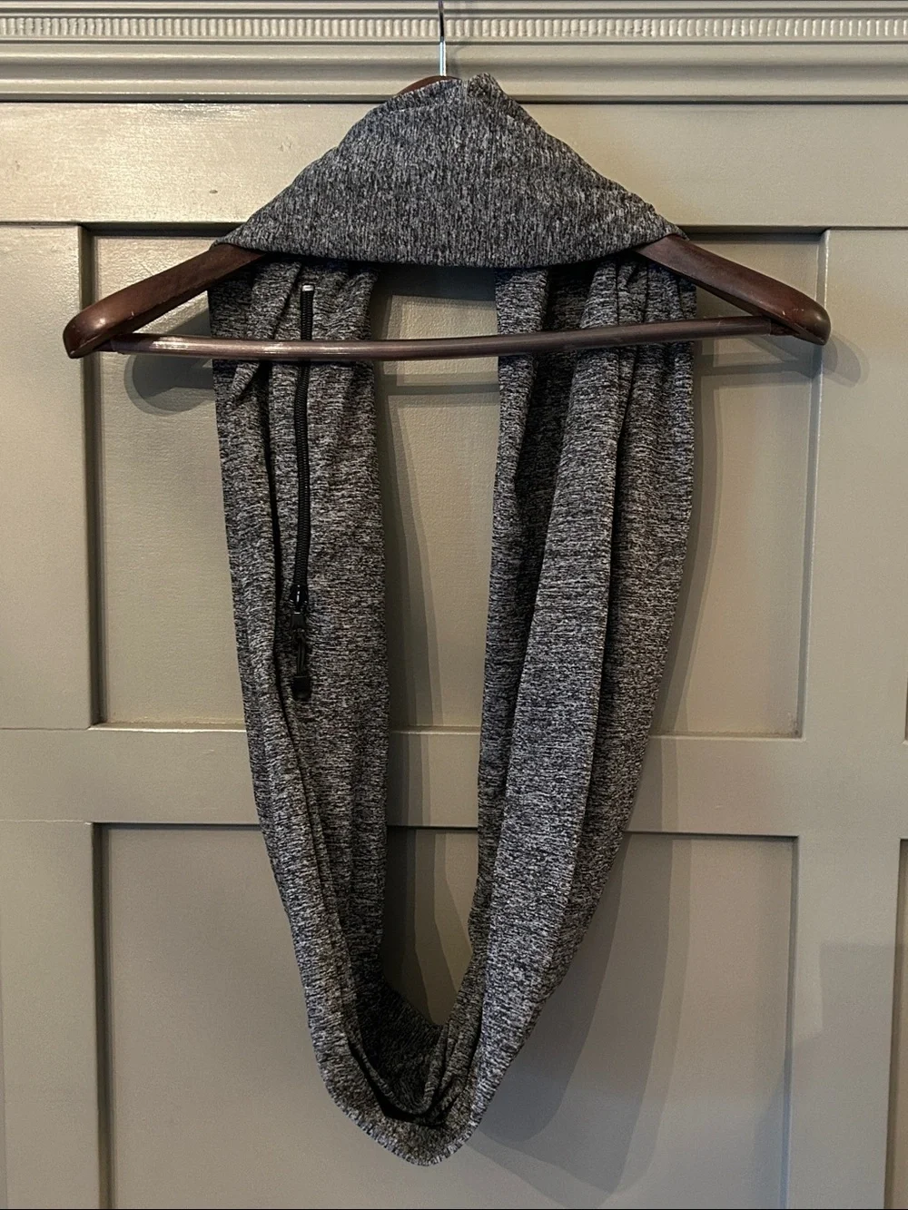 Infinity Circle Scarf With Zippered Pocket Gray